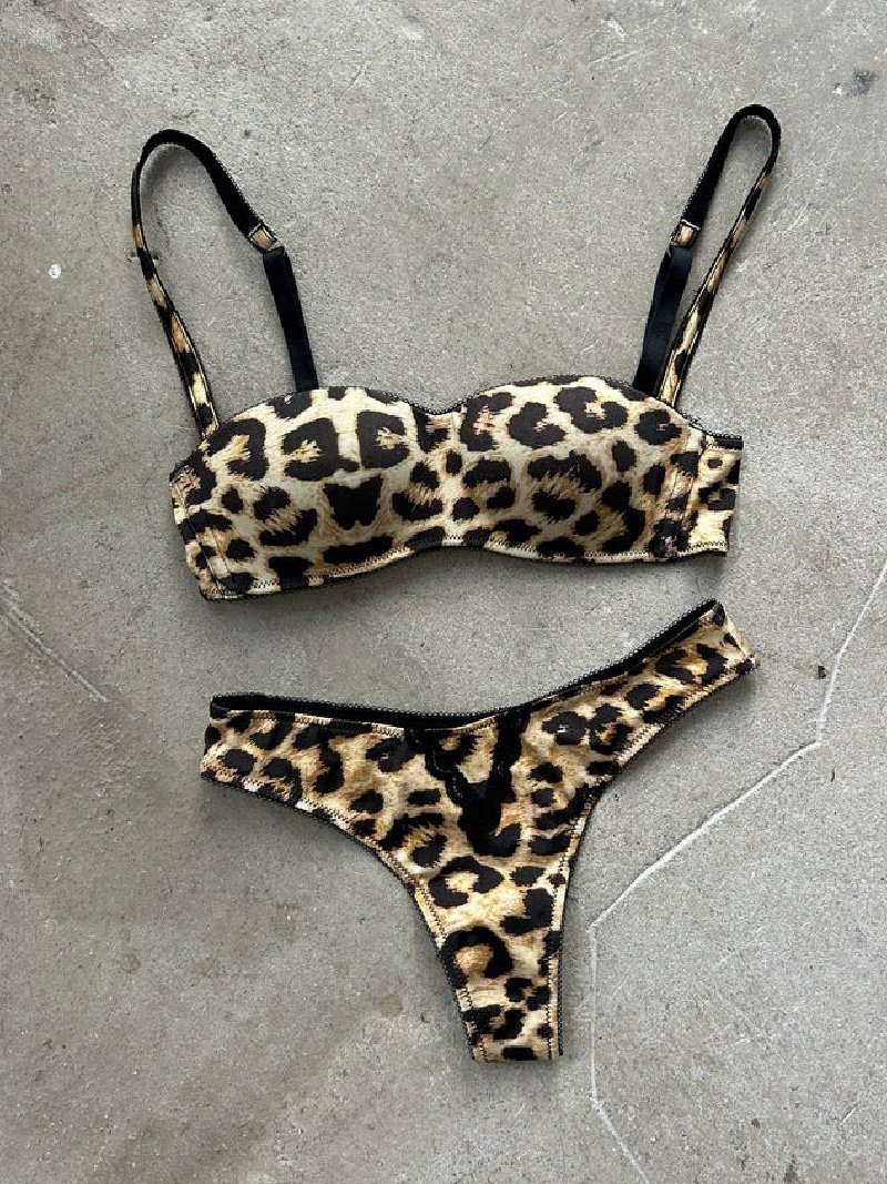 BareMeLondon Roaring Heart Lingerie Set